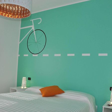 Lo Scoiattolo Piedmont Bike Hotel Pralormo Eksteriør bilde