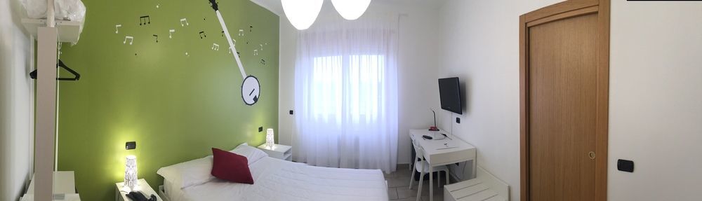 Lo Scoiattolo Piedmont Bike Hotel Pralormo Eksteriør bilde